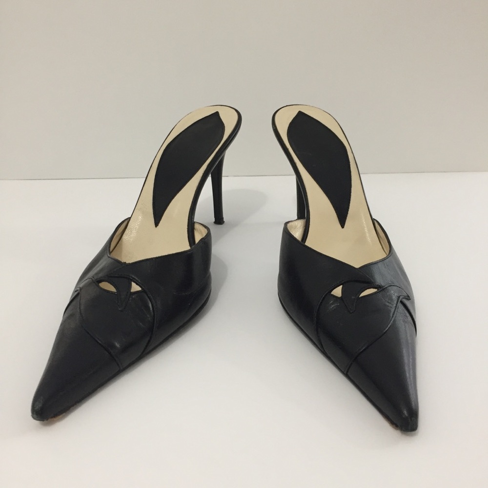 BCBG Blk Leather Heels Slip On Shoes Made In Italy